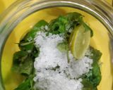 A picture of step 2 of Virgin Mojito.