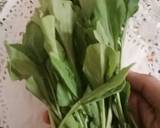 Spinach Hummus Thin Crust Pizza with Hummus Salad recipe step 1 photo