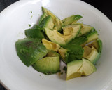 Foto del paso 1 de la receta: Gazpacho de palta y menta.(sopa fría)