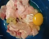 Foto langkah ke 1 dari resep Ayam goreng tepung simple.