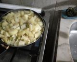 Foto del paso 4 de la receta: Tortilla de papas con queso