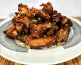 Foto langkah ke 5 dari resep Garlic Pepper Wing and Thigh Chicken.