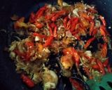 Foto langkah ke 3 dari resep Oseng Bunga Pepaya.