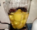 Foto del paso 4 de la receta: Longaniza en salsa con nopales