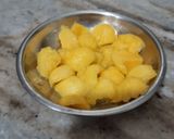 A picture of step 5 of Mango Soup.