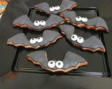 Foto del paso 9 de la receta: Galletitas Halloween: murciélagos terroríficos de chocolate