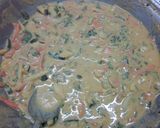 A picture of step 2 of Vegetable pakora.