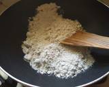 Jaggery-Turmeric Halwa recipe step 2 photo