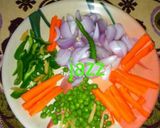 A picture of step 1 of Veg Maggi noodles.