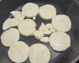 Foto del paso 3 de la receta: Tostada De queso fresco a la plancha