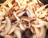 Foto del passaggio 5 della ricetta Gyū Don - Ciotola di riso con manzo alla giapponese