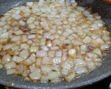 Foto del paso 1 de la receta: Bizcocho de miga de pan