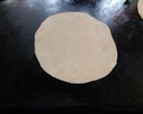 A picture of step 3 of Keema kathi roll.