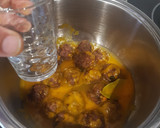 Foto del paso 13 de la receta: Albóndigas con salsa amarilla tipo española