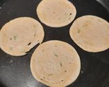 A picture of step 3 of Chicken Salami Burger.
