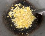 Foto langkah ke 2 dari resep Masakan Anak Kos - Bihun Goreng Kecap Telur.
