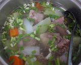 Hình bước làm 3 của món Su hào hầm xương