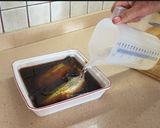 Foto del paso 1 de la receta Caballa marinada con picadillo fresco