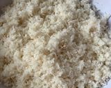 Foto langkah ke 1 dari resep Kelapa Isian Roti.