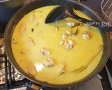 Foto langkah ke 3 dari resep Opor Ayam Kuning gurih kental.