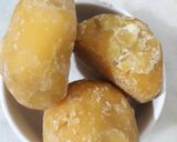 A picture of step 2 of Gur Til Laddoo.