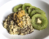 Foto del paso 4 de la receta: Avena con matcha, mantequilla de pistache y kiwi