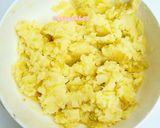 Hình bước làm 3 của món Potato Cheese Balls - Khoai tây bọc phô-mai chiên giòn  🍥