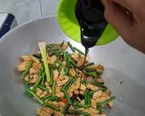 Foto langkah ke 5 dari resep Oseng Kacang Panjang Tempe Kecap.