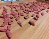 Foto del passaggio 4 della ricetta Malloreddus con rape rosse e purea di patate