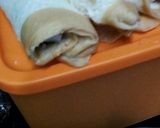 Foto langkah ke 3 dari resep Roti Gulung Selimut Telur.