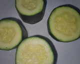Foto del paso 2 de la receta: Calabacín relleno de atún