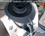 Foto del paso 4 de la receta: Quiche de Calabacín con Solomillo de Pollo TMX
