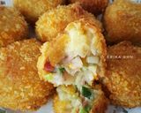 Foto langkah ke 8 dari resep Kroket Kentang (isi smoked beef).