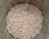 A picture of step 1 of Oats rawa Dosa.