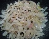 A picture of step 3 of Brown mushroom gravy.