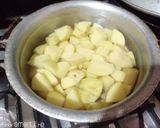 A picture of step 1 of Aloo ka samosa.