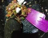 Foto langkah ke 1 dari resep Seblak ceker makroni.