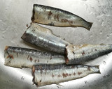 Foto del paso 9 de la receta: Coca de arengades (sardinas de bota)