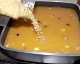 Foto del paso 5 de la receta: Menudos (no se tiran) de pollo encebollados con arroz