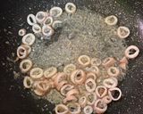 Foto langkah ke 6 dari resep Tempe Cumi Asin Kecap Cabe Hejo.