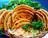 आलू पराठा मक्खनवाला(Aloo paratha makhanwala recipe in hindi) रेसिपी चरण 7 फोटो