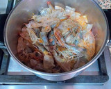 Foto del paso 4 de la receta: Arroz a la sartén con langostinos frescos y potas