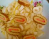 A picture of step 4 of Vanila fruit cake custard.