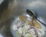 A picture of step 3 of Onion Rice.