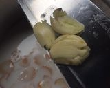 รูปขั้นตอนการทำที่ 2 ของ ต้มข่าไก่แบบสมัยพ่อยังเด็ก