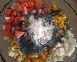 Foto langkah ke 1 dari resep Salad Buah Premium.