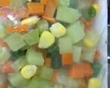 Hình bước làm 1 của món Súp cua và rau củ =))