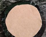 A picture of step 4 of Wheat thin crust pizza.