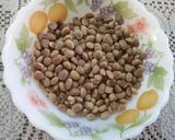 A picture of step 10 of Gujiya (Moong daal khoya and nariyal stuffed).