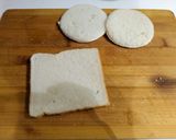 A picture of step 2 of Bread Pockets.